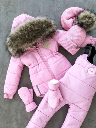 Anabel…túto sezónu je táto kolekcia najobľúbenejšia 🩷🤩❄️ bunda, otepľovačky, set, rukavice, overal #bubbe #winter...