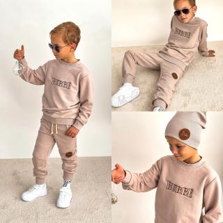 Súprava č.2 béžová s čokoládovými detailami 🤎 Ušitá z hrubej bavlny od veľkosti 92/98 do 152/158 #bubbe #newcollection...